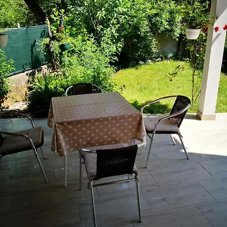 Apartmans Luce E Stella Malinska Exterior photo